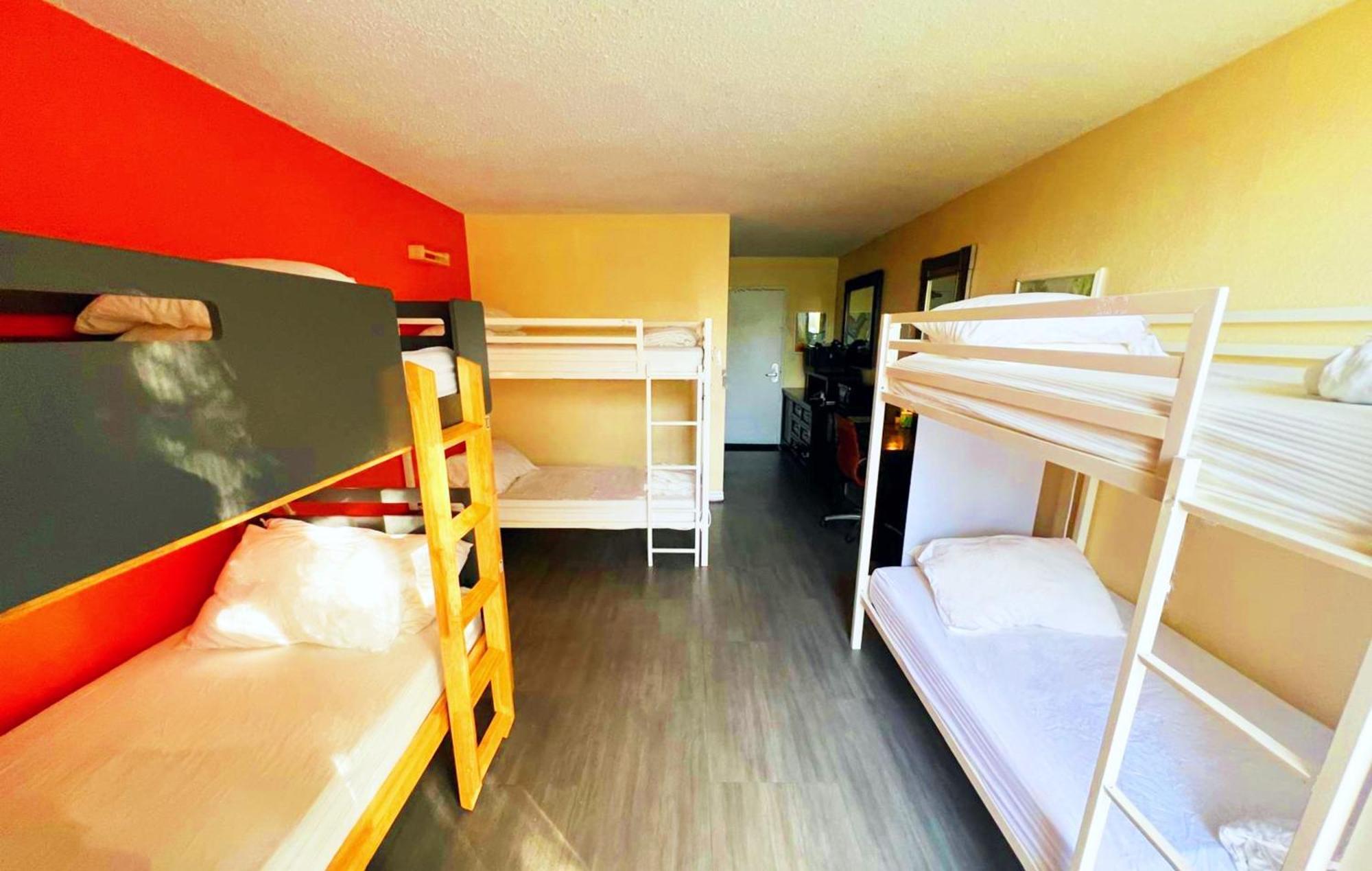Hostal Bposhtels Florida Mall