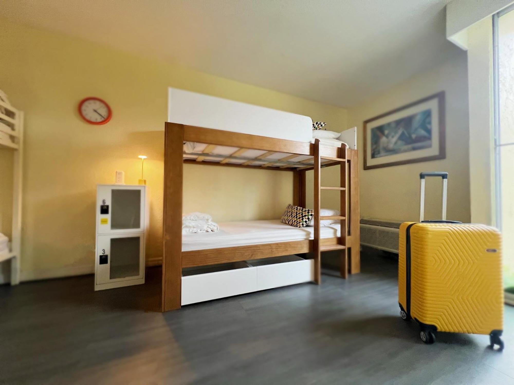 Bposhtels Florida Mall Hostal